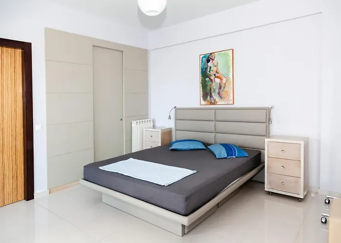 Seaview Pool Villa Near Beach And Athens Airport